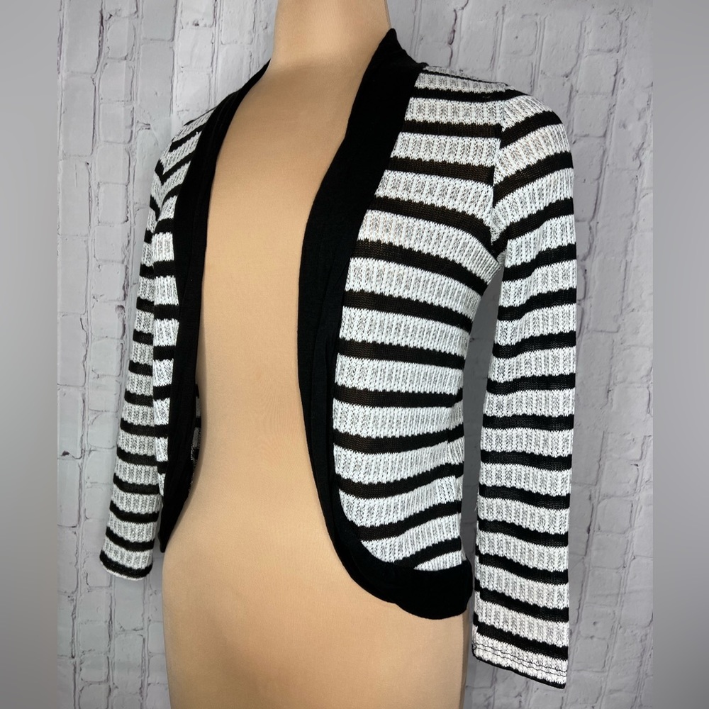 Striped sweater (L)